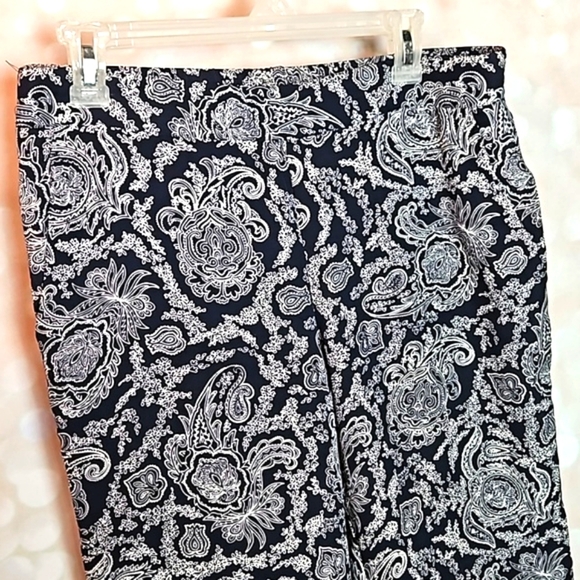 Theory | Navy Blue Paisley Silk Pull On Dress or Casual Pants - Picture 2 of 14